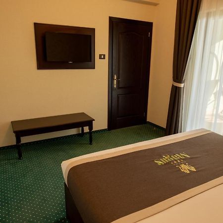 Magus Hotel Baia Mare Luaran gambar