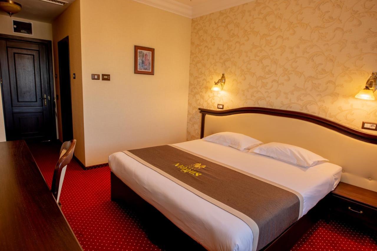 Magus Hotel Baia Mare Luaran gambar